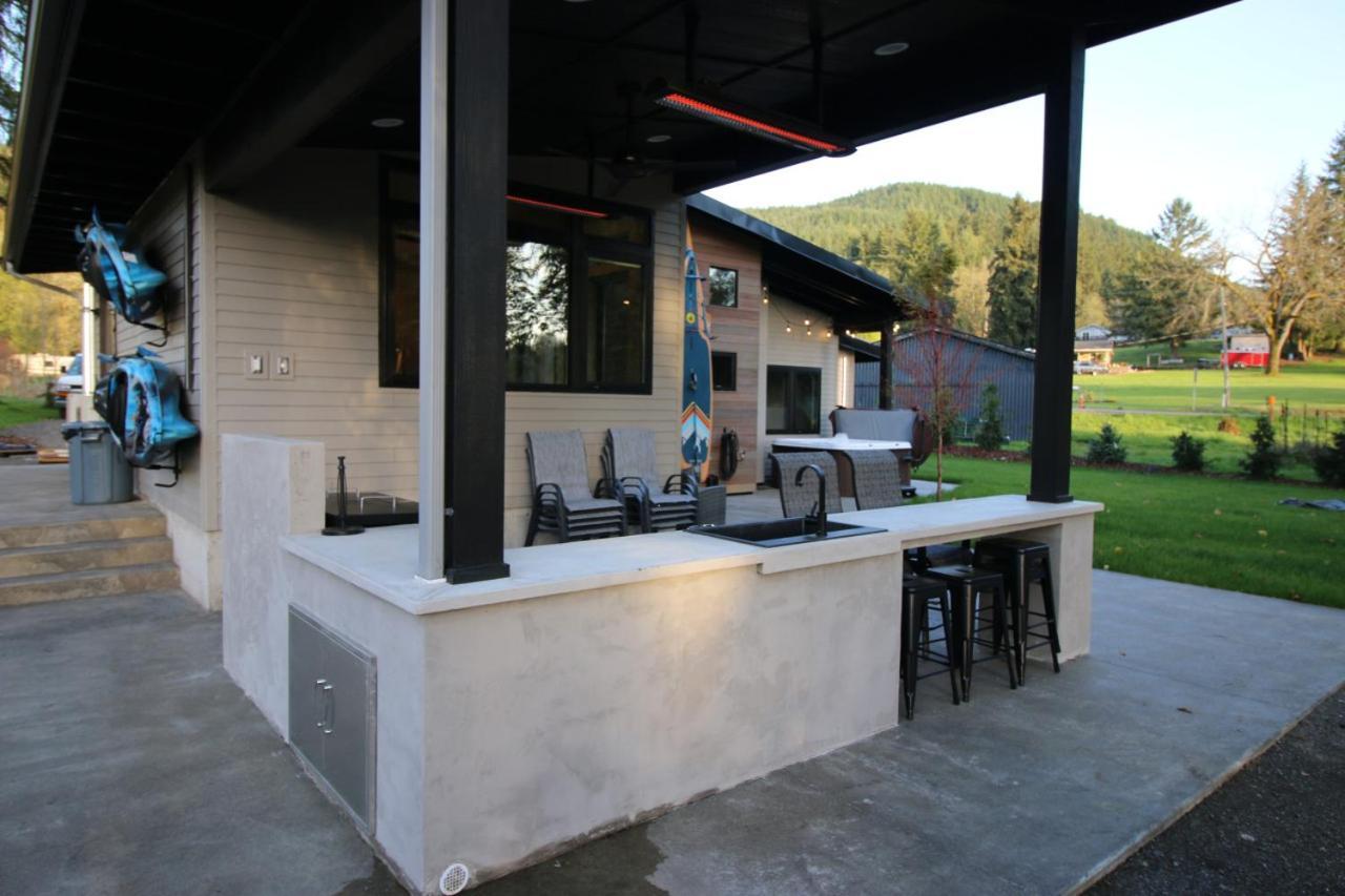 Luxe Lake Cabin Hot Tub Grill Firepit Ev Charger Onalaska Extérieur photo